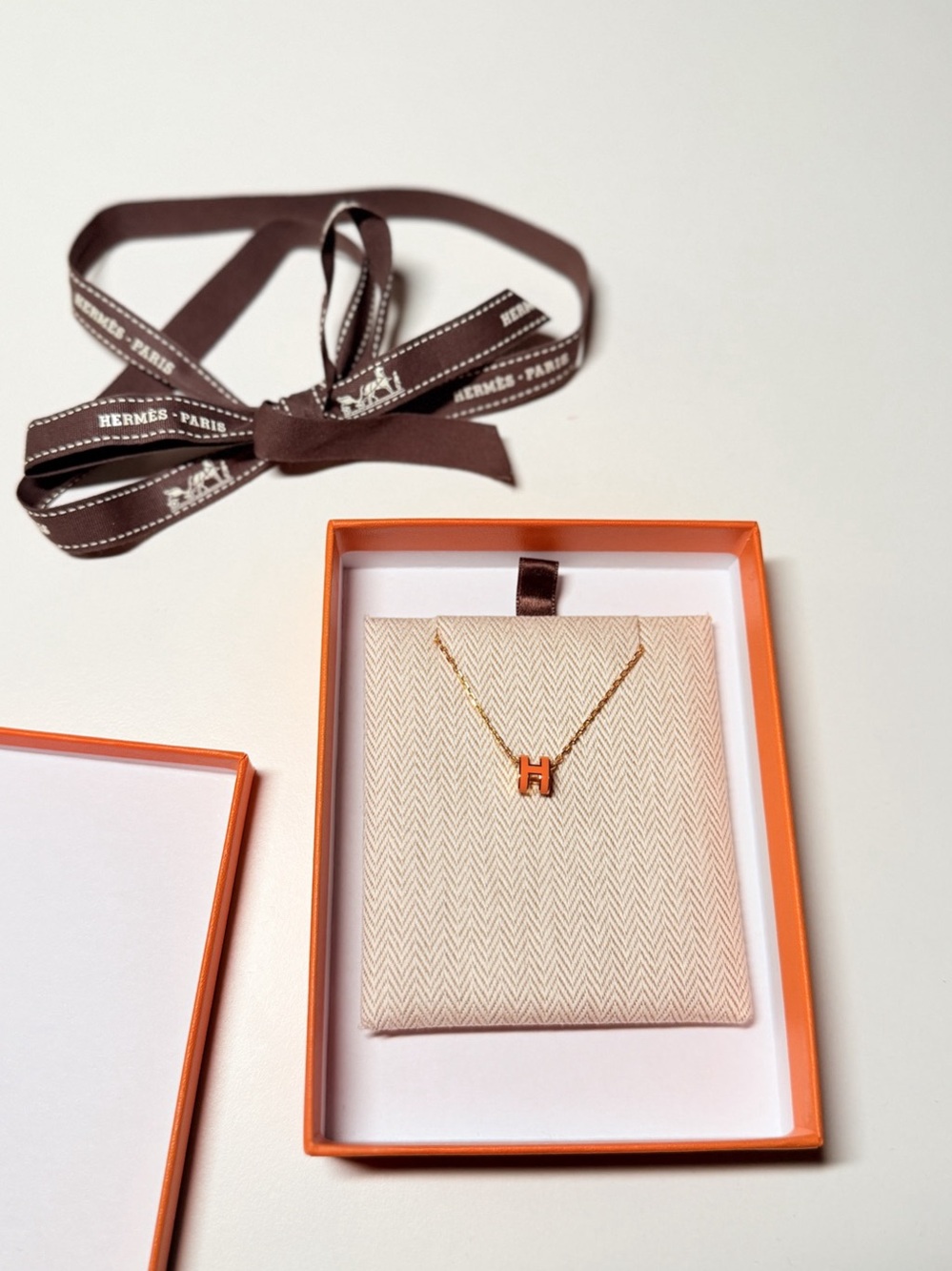 New Hermes Mini Pop H Pendant Necklace in Orange/Capucine Gold Plated Hardware